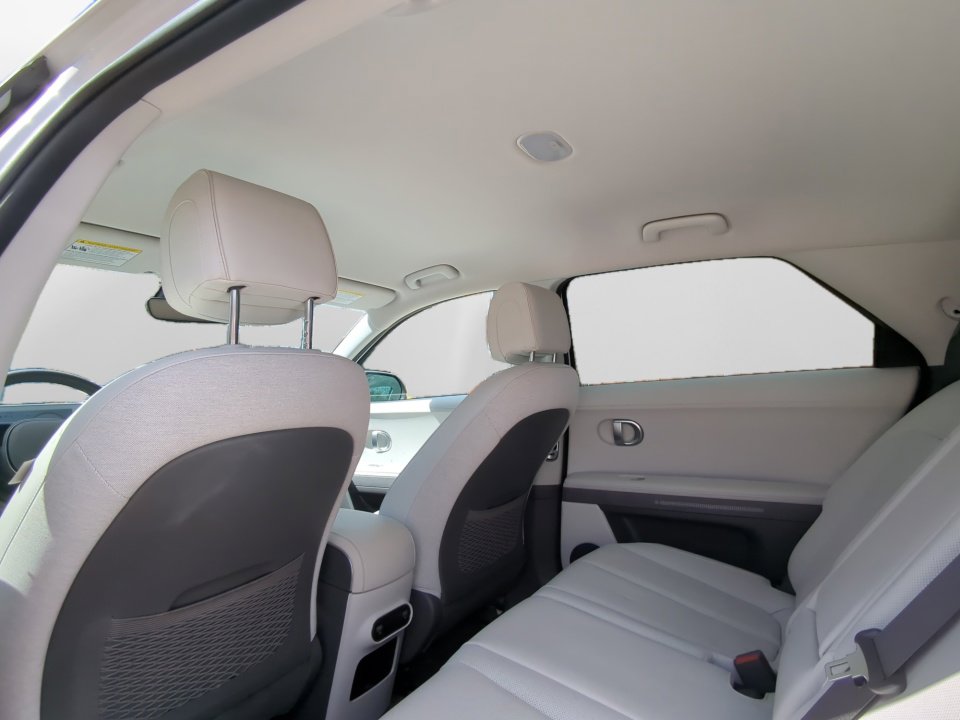 Used 2023 Hyundai Ioniq 5 SEL image 16