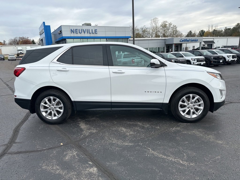 Used 2019 Chevrolet Equinox LT image 2