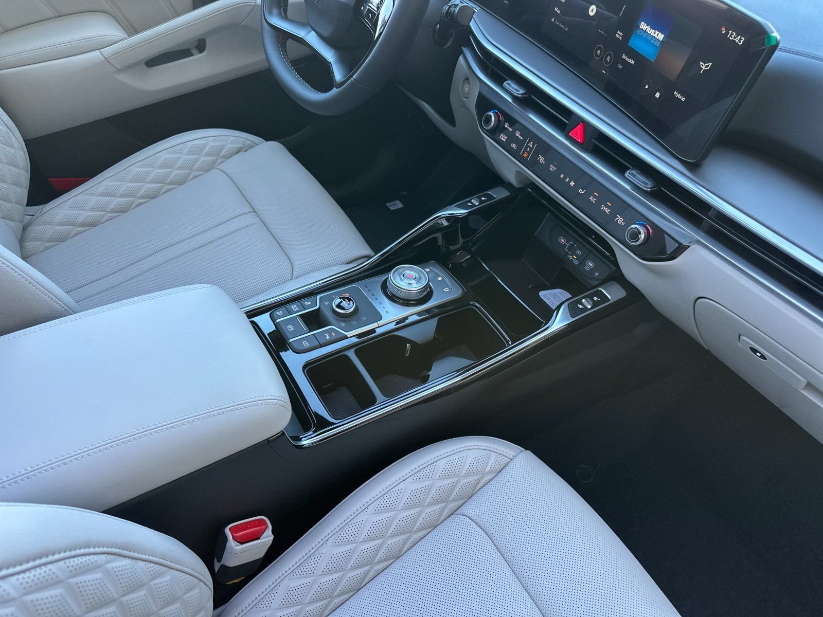 New 2026 Kia Sorento SX Prestige AWD/4WD image 17