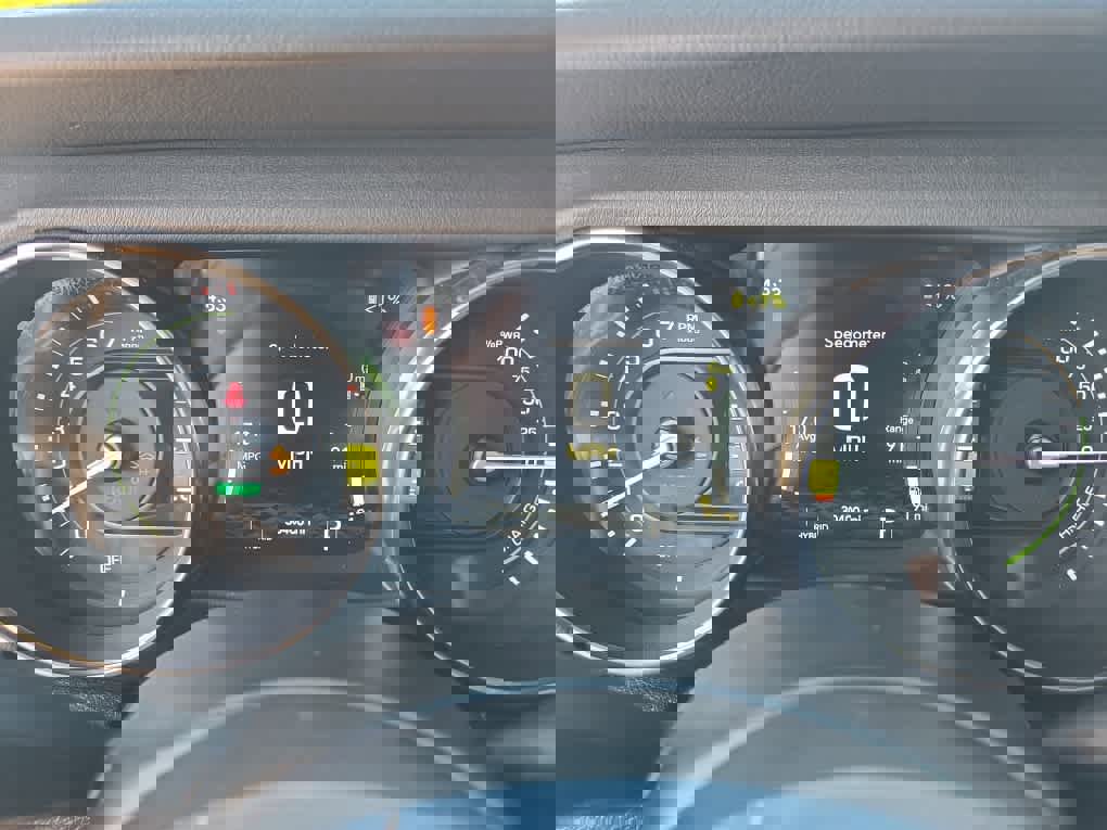 Used 2022 Jeep Wrangler Unlimited Sahara w/ Safety Group image 30