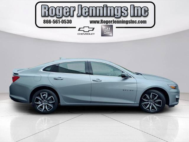 Used 2025 Chevrolet Malibu RS FWD image 5