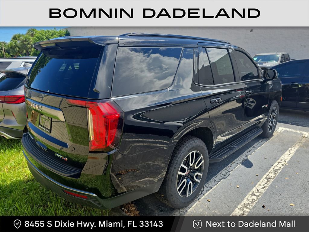Used 2023 GMC Yukon AT4 w/ Technology Package image 4