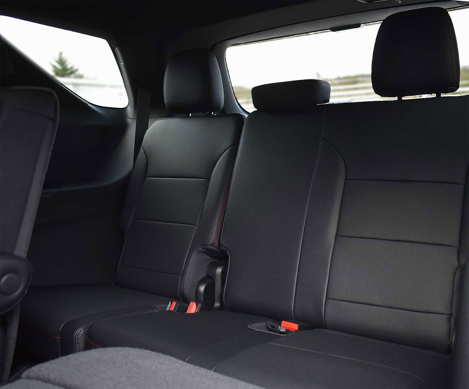 New 2026 Chevrolet Traverse RS image 14