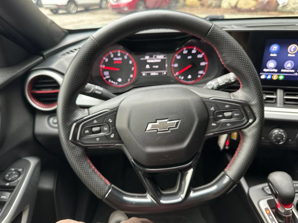Used 2024 Chevrolet Trax RS w/ Driver Confidence Package FWD image 14