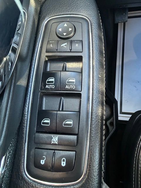 Used 2018 RAM 1500 Sport image 17