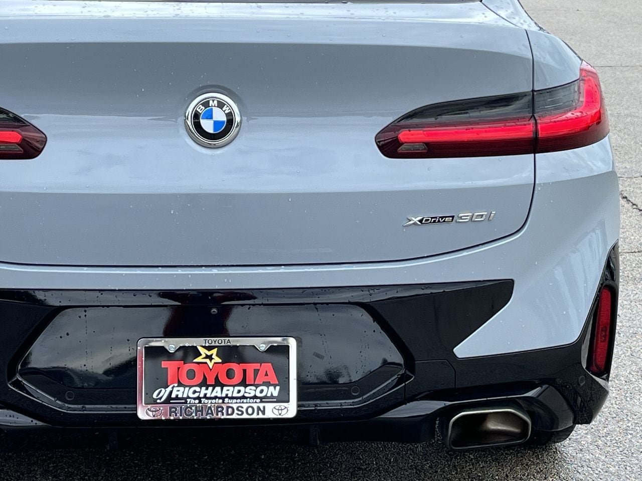 Used 2022 BMW X4 xDrive30i AWD/4WD image 6