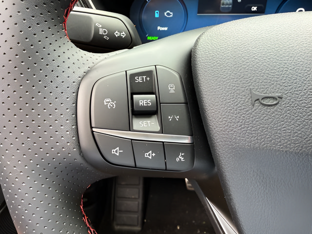 Used 2024 Ford Escape ST-Line Select w/ Tech Pack #2 AWD/4WD image 18