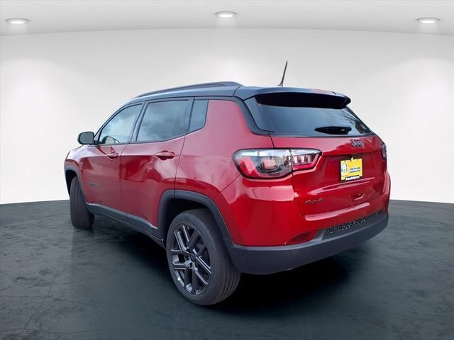 New 2026 Jeep Compass Limited AWD/4WD image 7