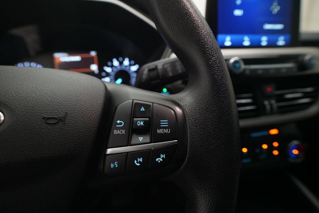 Used 2021 Ford Escape SE FWD image 18