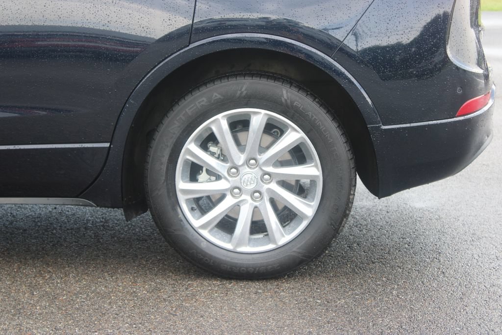 Used 2020 Buick Envision Essence FWD image 18