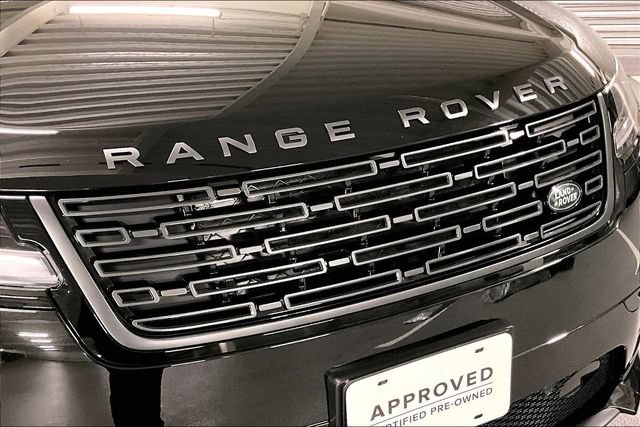Certified 2026 Land Rover Range Rover Velar Dynamic SE AWD/4WD image 31