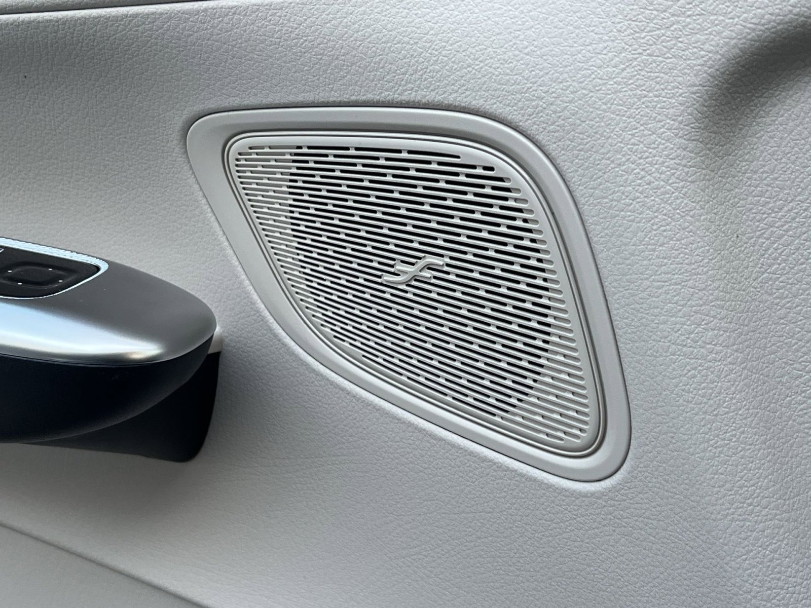 New 2026 Mercedes-Benz GLC 300 4MATIC image 34