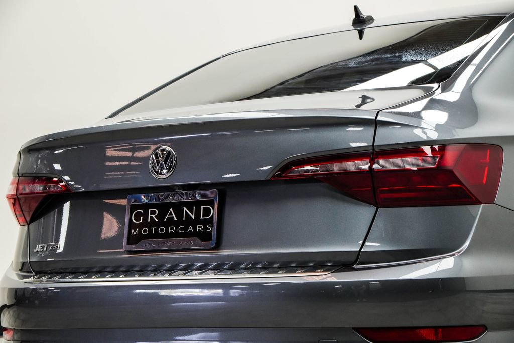 Used 2021 Volkswagen Jetta R-Line w/ R-Line Cold Weather Package image 13