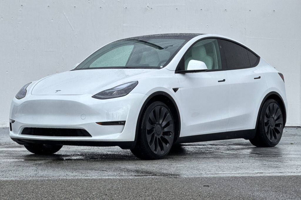 Used 2025 Tesla Model Y Performance image 7