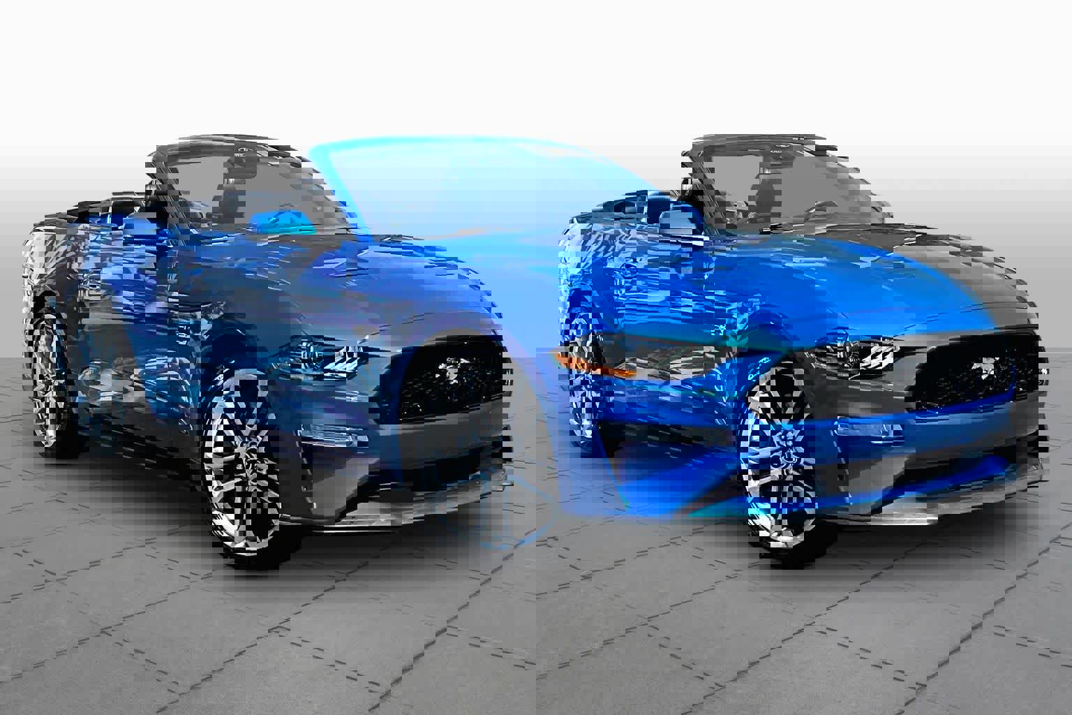 Used 2021 Ford Mustang GT Premium w/ Equipment Group 401A image 3