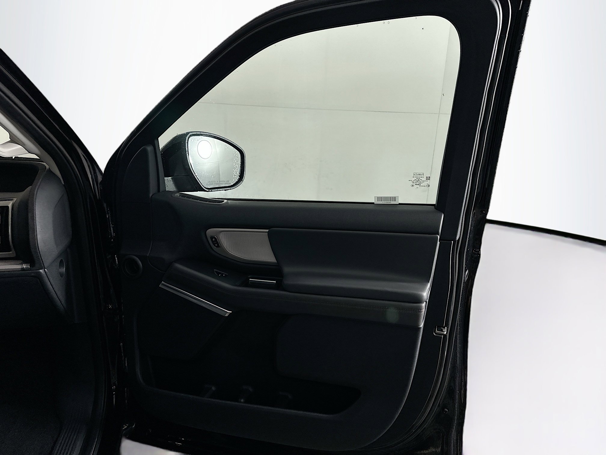 Used 2025 Ford Expedition Max Active AWD/4WD image 35