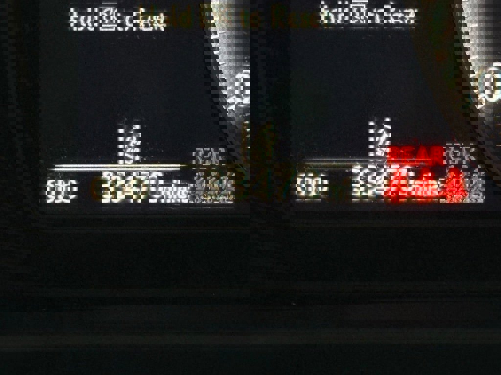 Certified 2022 Lexus UX 200 image 4