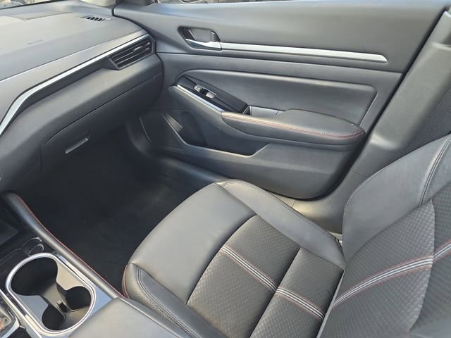 Certified 2025 Nissan Altima 2.5 SR image 14