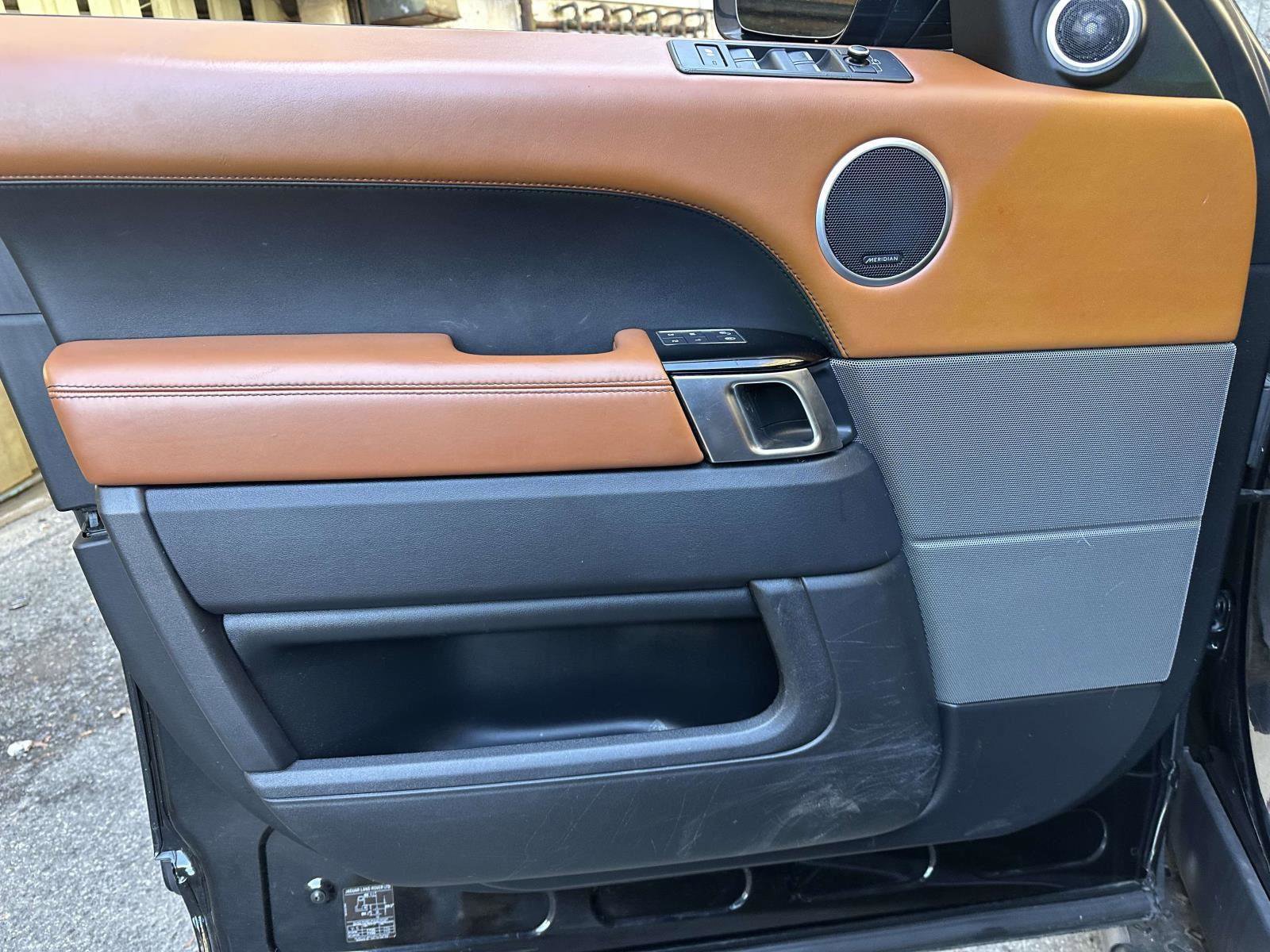 Used 2016 Land Rover Range Rover Sport Autobiography image 19