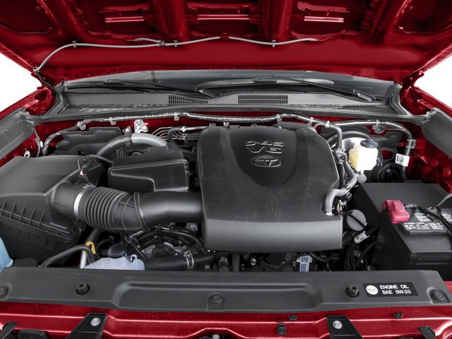 Used 2018 Toyota Tacoma TRD Sport AWD/4WD image 9