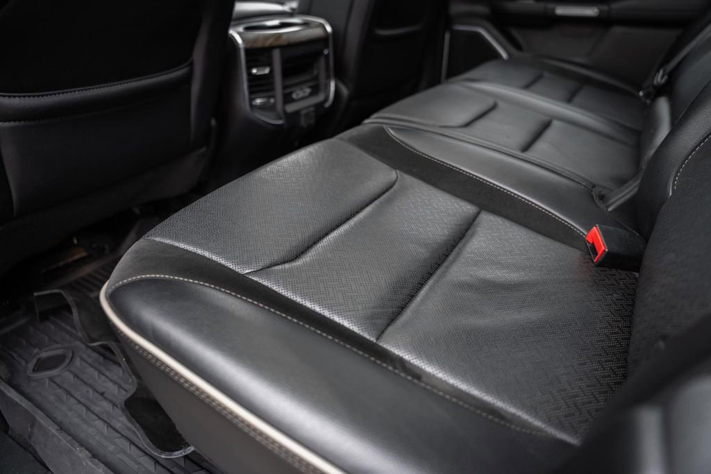 Used 2019 RAM 1500 Laramie image 44