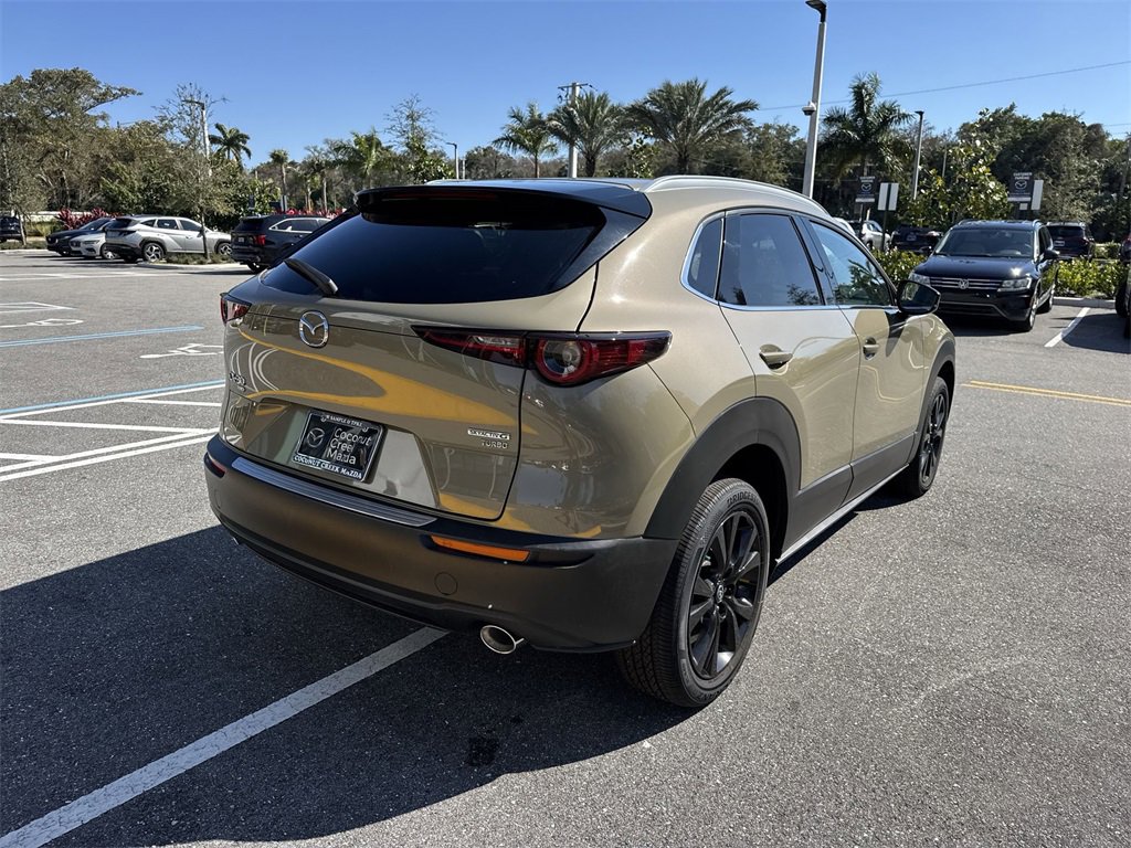 New 2024 MAZDA CX-30 Carbon image 4