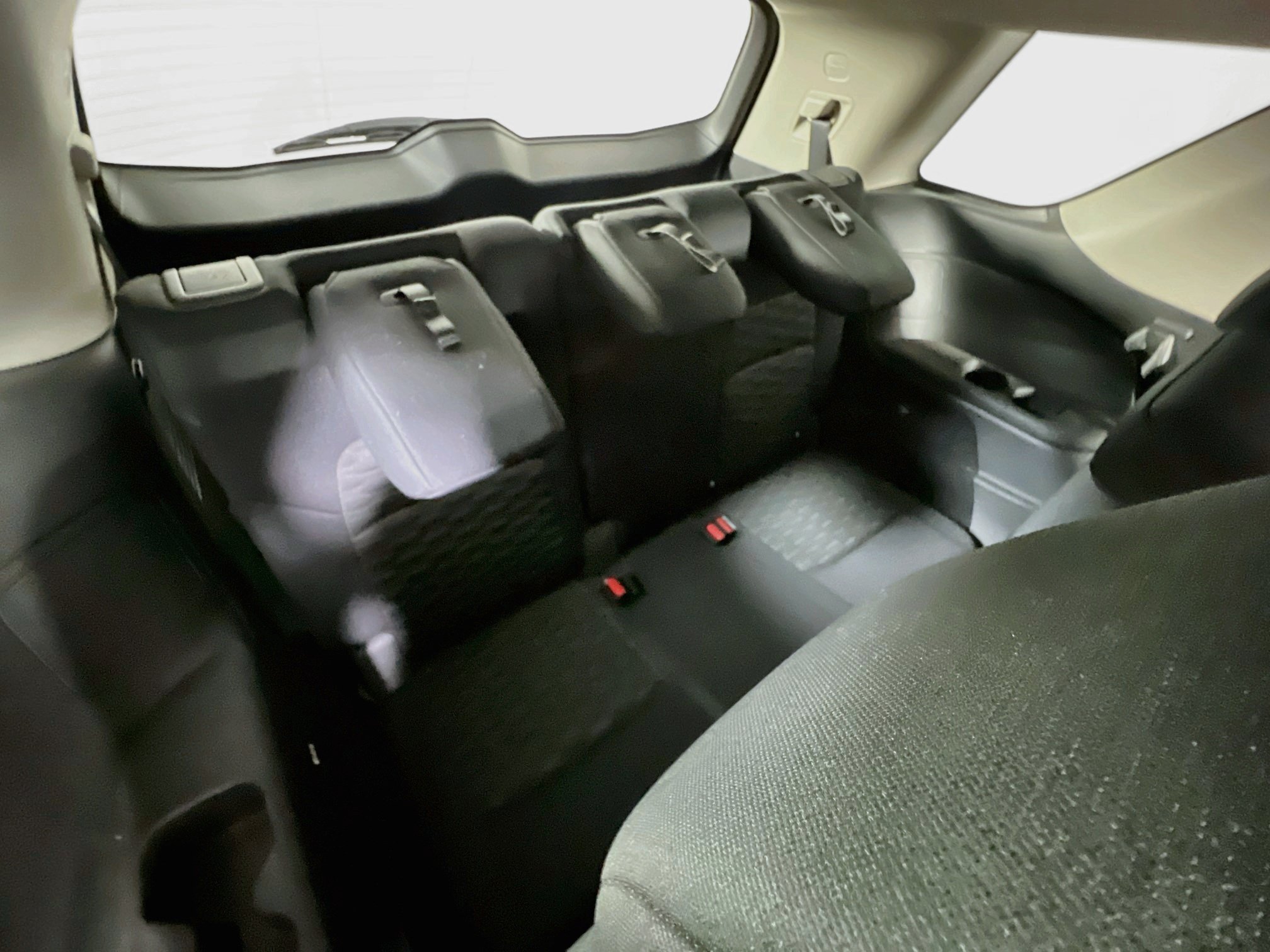 Used 2022 Nissan Pathfinder S AWD/4WD image 30