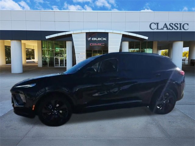 Used 2024 Buick Envision Sport Touring image 4