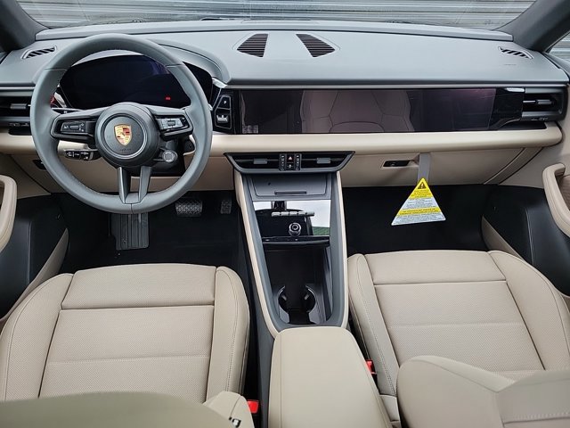 Used 2025 Porsche Macan 4 Electric image 16