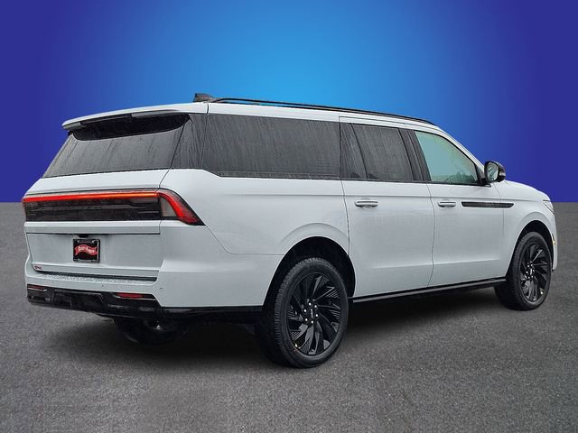 New 2025 Lincoln Navigator L Reserve w/ Jet Appearance Package image 3