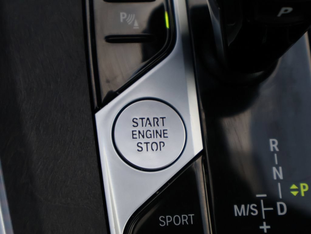 Used 2023 BMW X5 xDrive40i w/ M Sport Package AWD/4WD image 36