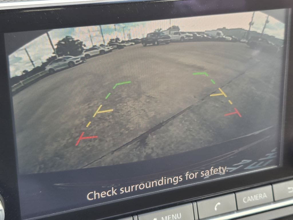 Used 2025 Nissan Altima 2.5 SV FWD image 18