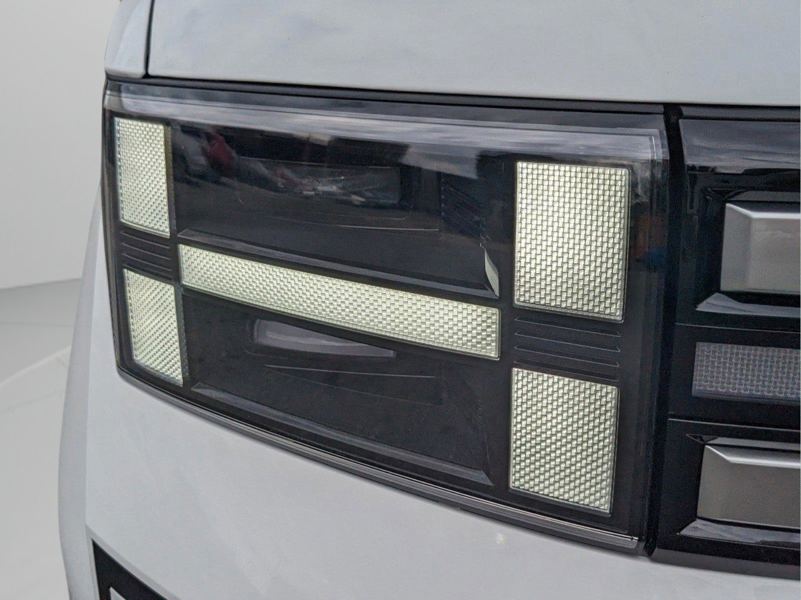 New 2026 Hyundai Santa Fe SEL FWD image 13