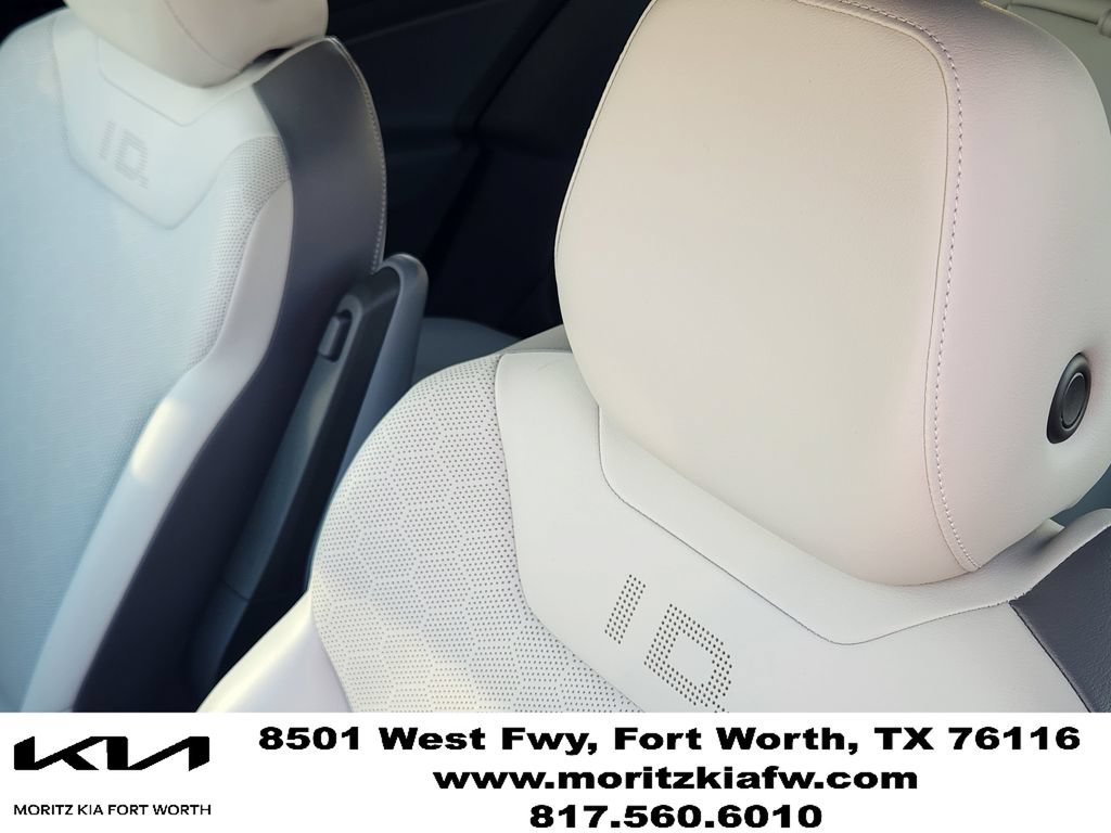 Used 2022 Volkswagen ID.4 Pro S AWD/4WD image 15
