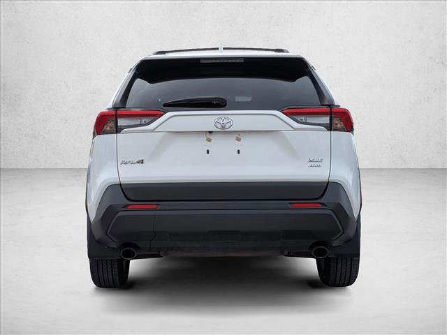 Used 2020 Toyota RAV4 XLE image 6