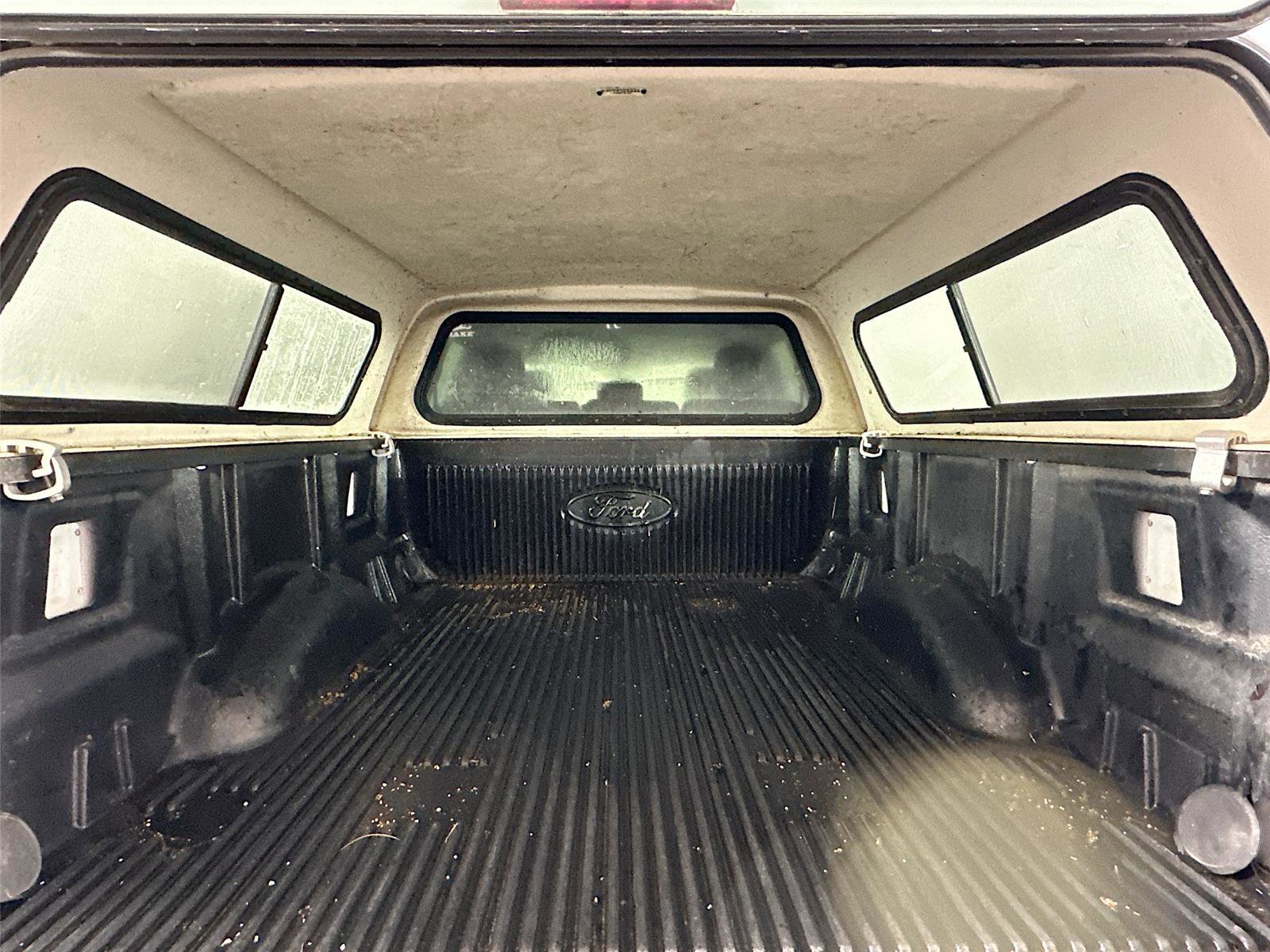 Used 2015 Ford F150 XLT w/ XTR Package image 24