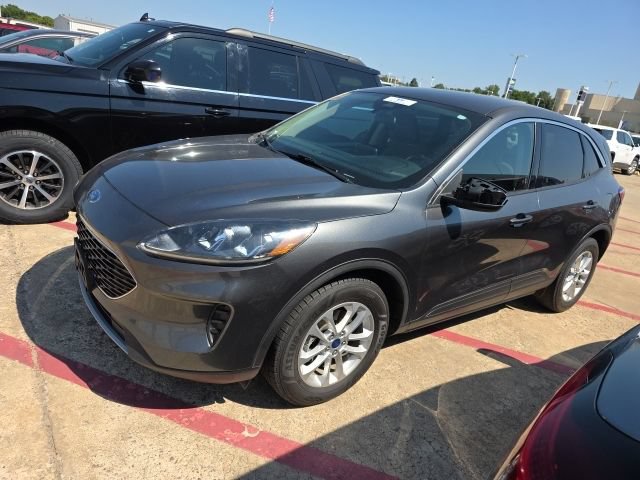 Used 2020 Ford Escape SE FWD image 2