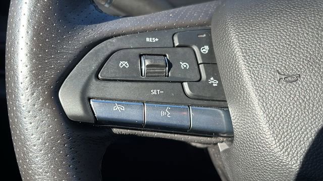 Used 2024 Cadillac XT4 Sport AWD/4WD image 25