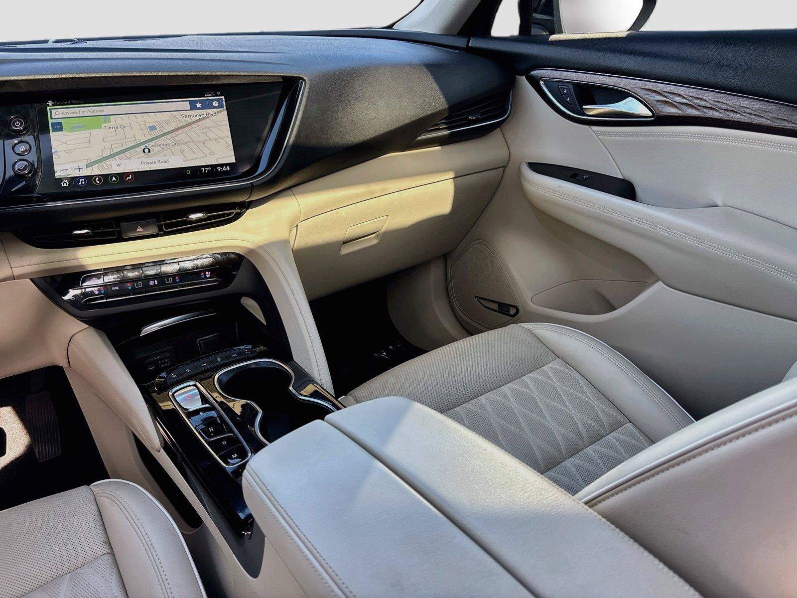 Used 2023 Buick Envision Avenir AWD/4WD image 25