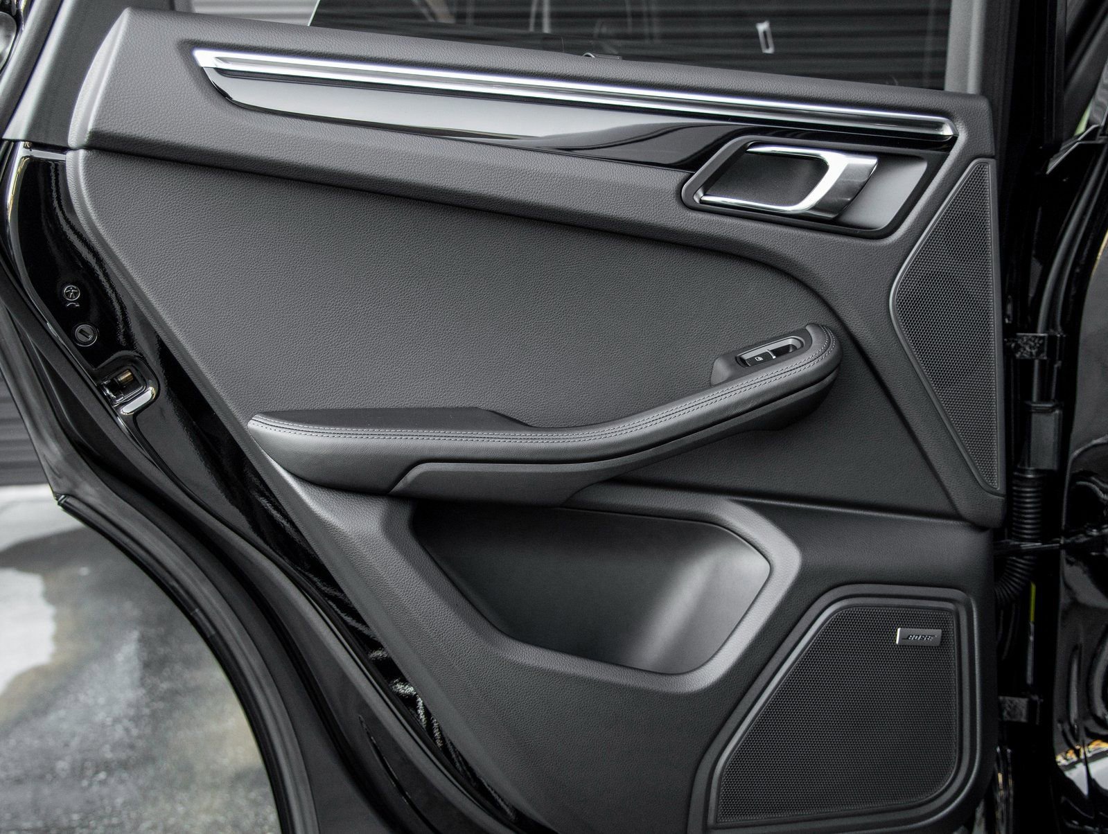 Used 2026 Porsche Macan S image 30