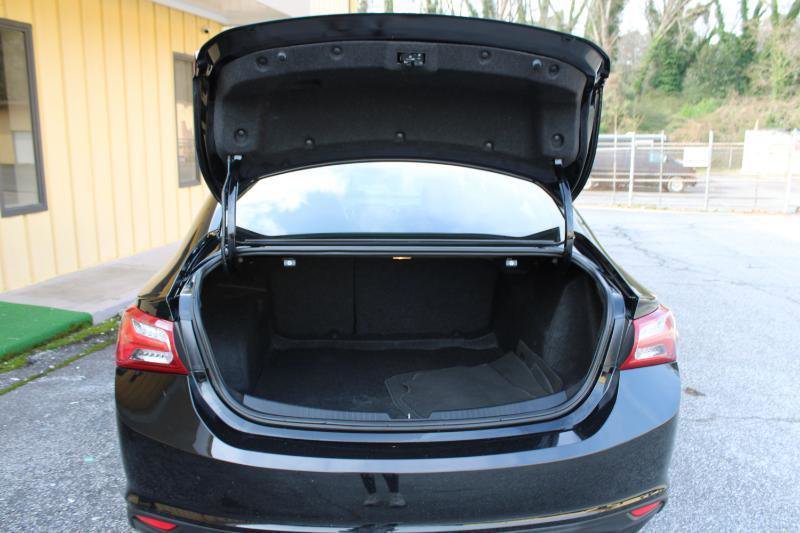 Used 2021 Chevrolet Malibu LT FWD image 17