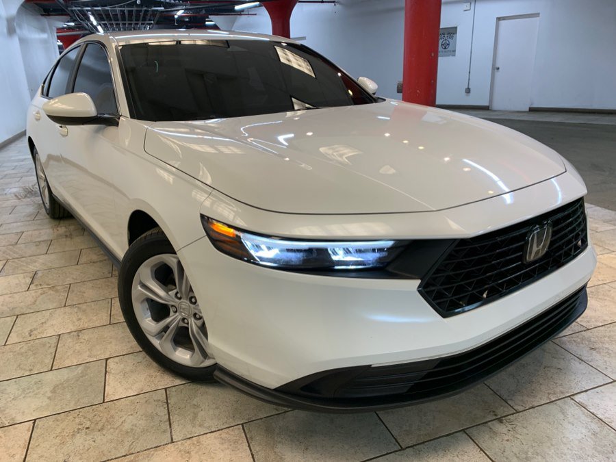 Used 2025 Honda Accord LX image 3