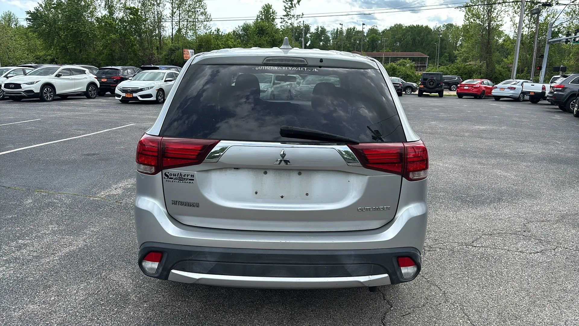 Used 2018 Mitsubishi Outlander ES FWD image 4