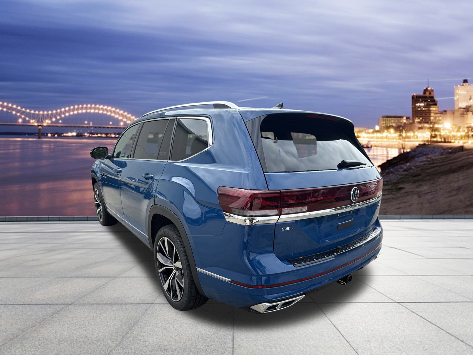 New 2026 Volkswagen Atlas SEL Premium R-Line image 3