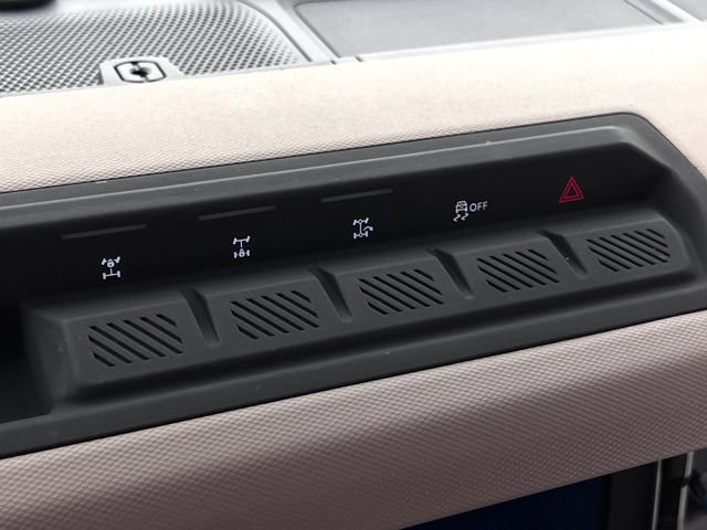 Used 2023 Ford Bronco Wildtrak AWD/4WD image 27