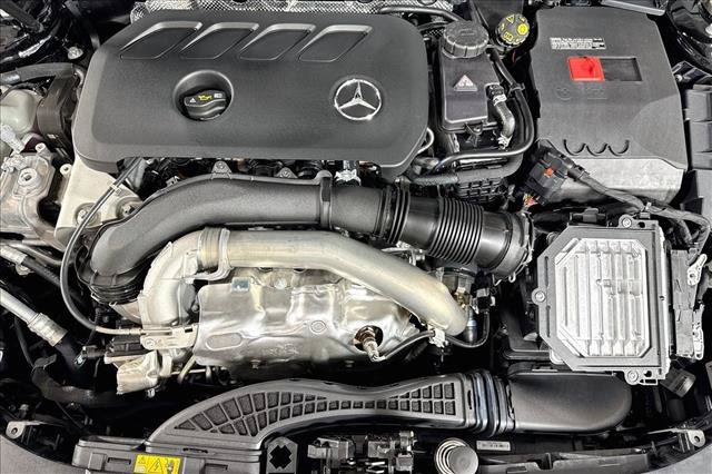 New 2026 Mercedes-Benz GLB 250 image 28