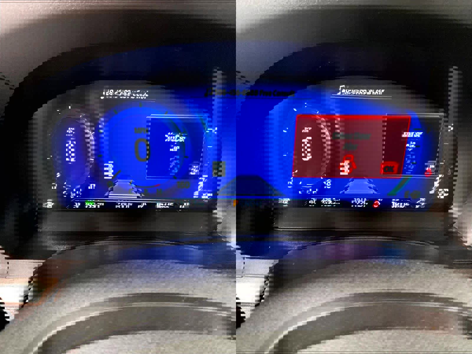 Used 2020 Ford Explorer Platinum w/ Premium Technology Package image 25