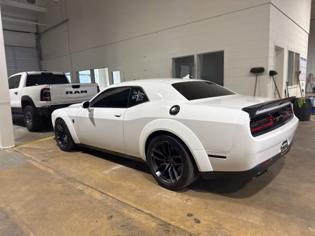 Used 2019 Dodge Challenger SRT Hellcat Redeye image 7