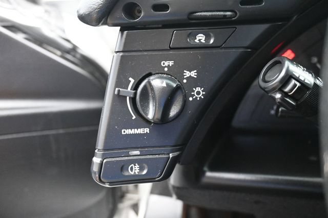 Used 1996 Chevrolet Corvette Convertible RWD image 13