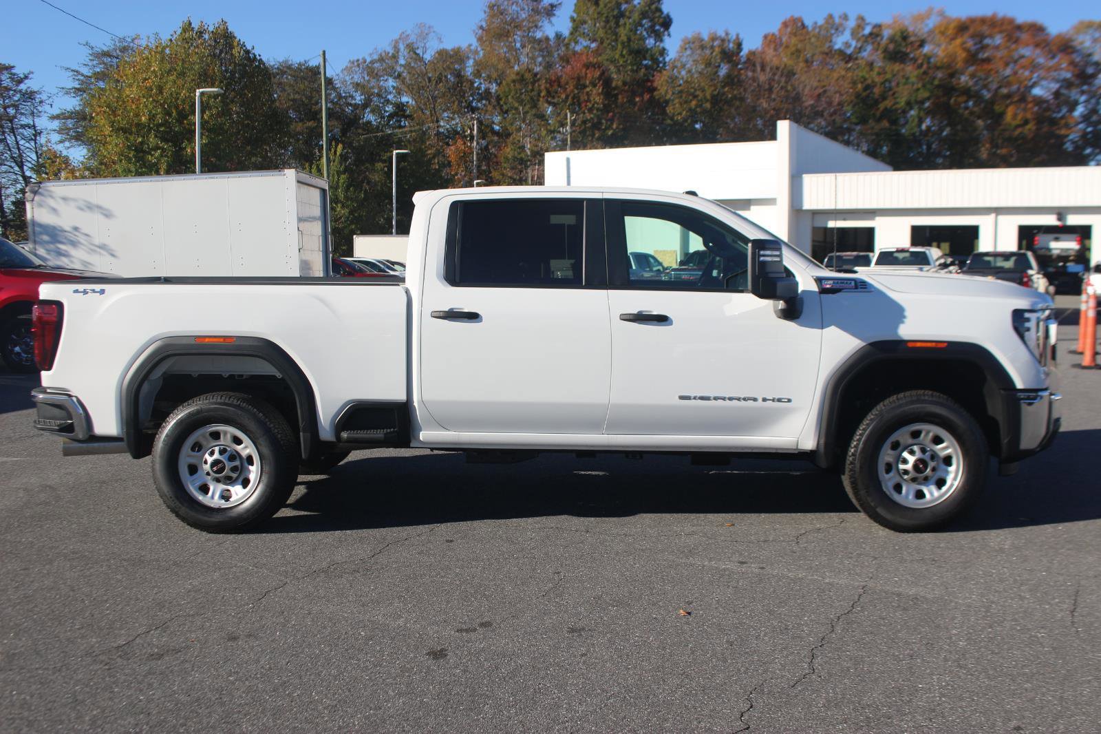 New 2025 GMC Sierra 2500 Pro w/ Convenience Package image 8